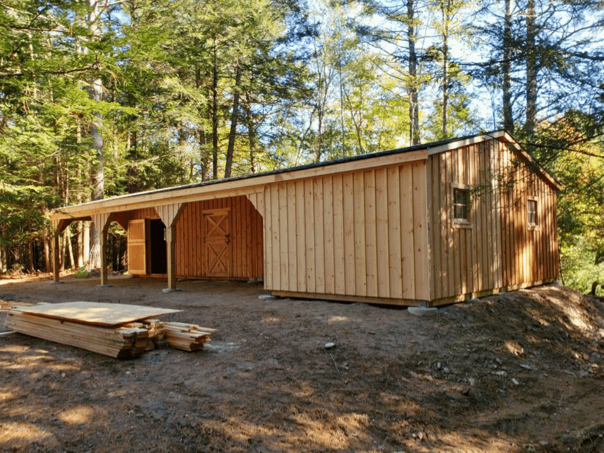 prefab horse barn with a tack room on the end in va