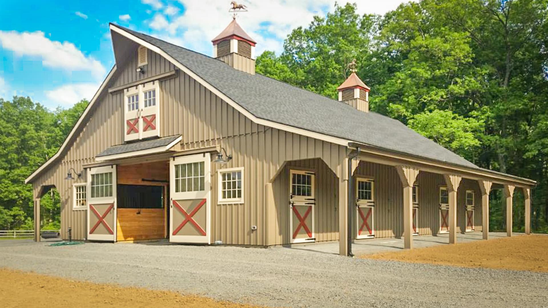 custom horse barns for sale in dublin va